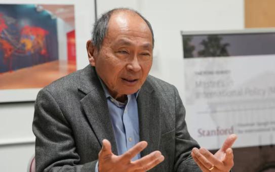 焦点娱乐官方：知名学者弗朗西斯·福山：美国没法部署足够军力阻止中国，得拉上日本